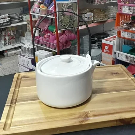 ابريق سيراميك