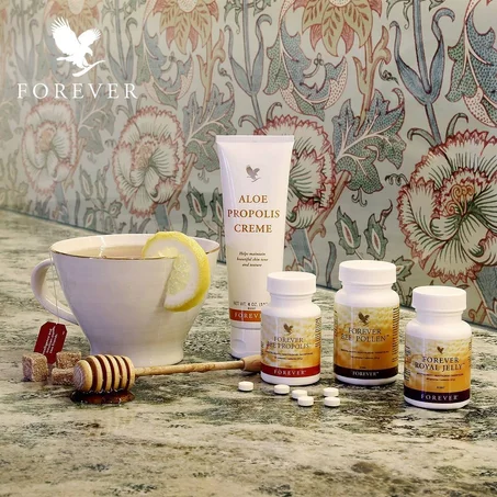 منتجات خلية النحل