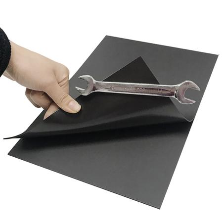 Sticky Pad For Mechanical Tools
