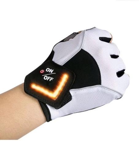 Smart gloves with built in indicators