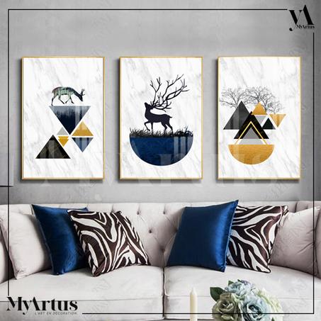 Œuvres d'art cerfs, triangles et arbres