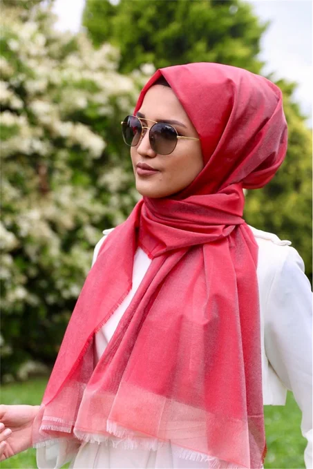 شال تول عنابي نسائي