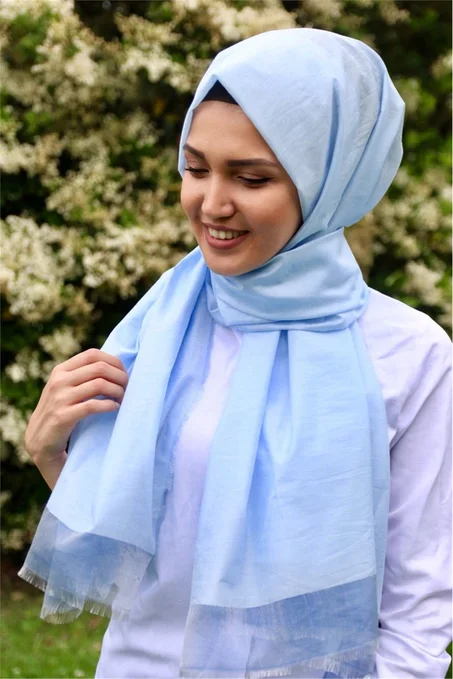 شال تول أزرق فاتح نسائي