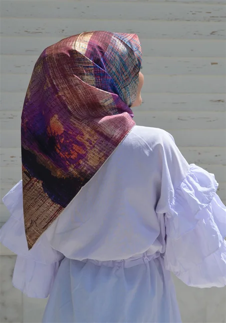 وشاح حرير ستان متعدد الألوان مزخرف بأشكال هندسية نسائي