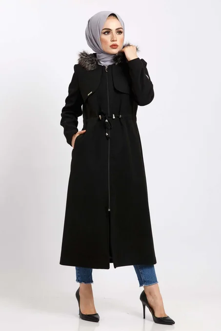 معطف كاشيه هودي بفرو أسود نسائي