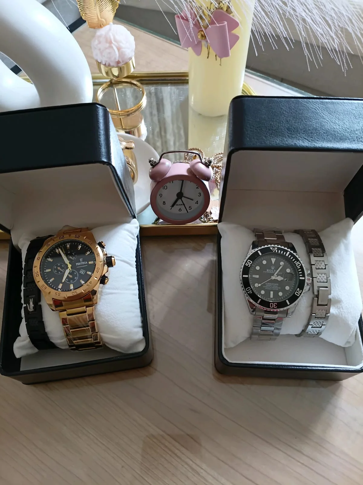 عرض خاص: ساعتين فخامتين (Rolex + Festina) مع جوج براسليات هدية