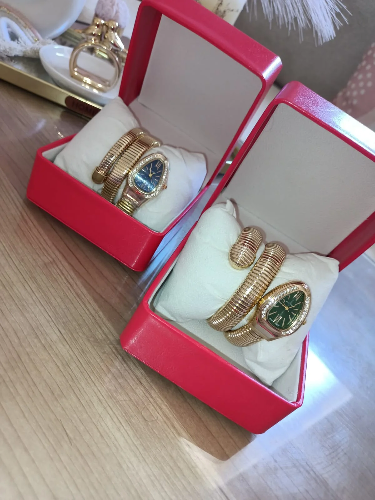 ساعة BVLGARI الفاخرة