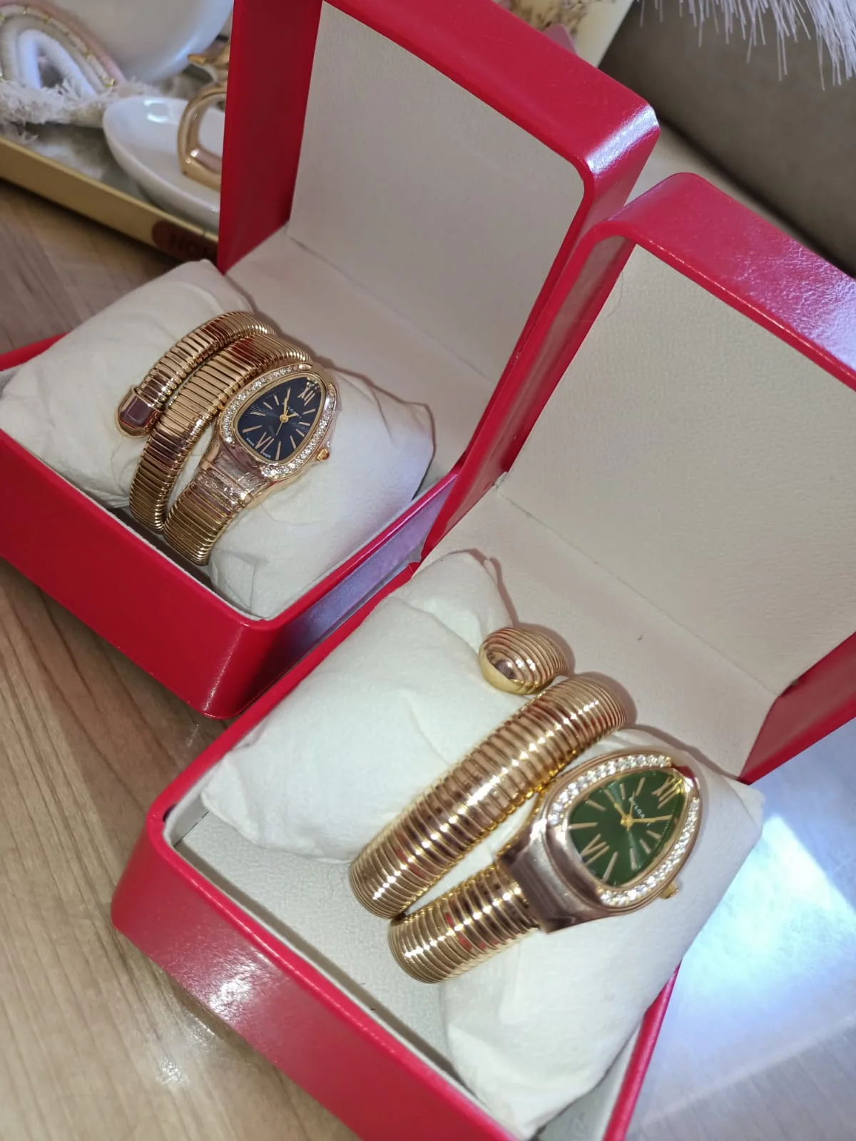 ساعة BVLGARI الفاخرة