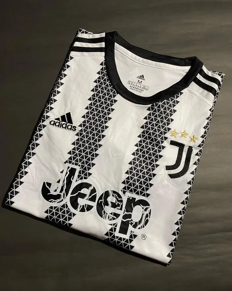 Camiseta 1.ª Juventus 22/23