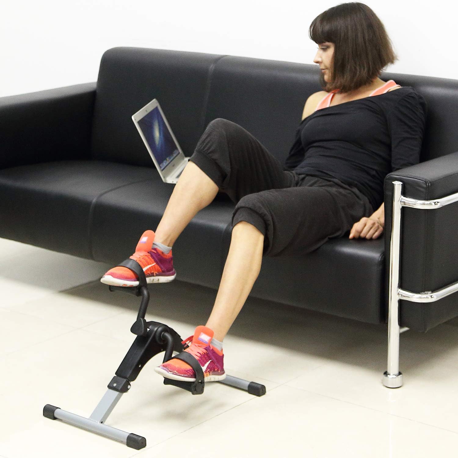 الدراجة الصغيرة للذراعين والرجلين - Pedal Exerciser
