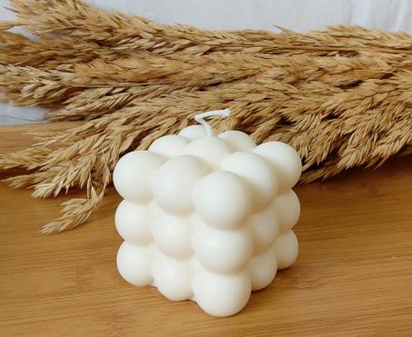 شمعة بتصميم مكعب من الفقاعات ، شمعة للعلاج العطري بلون ابيض مصنوعة يدويا برائحة الفانيليا، شموع الصويا المرحة لديكور عصري لغرفة البنات