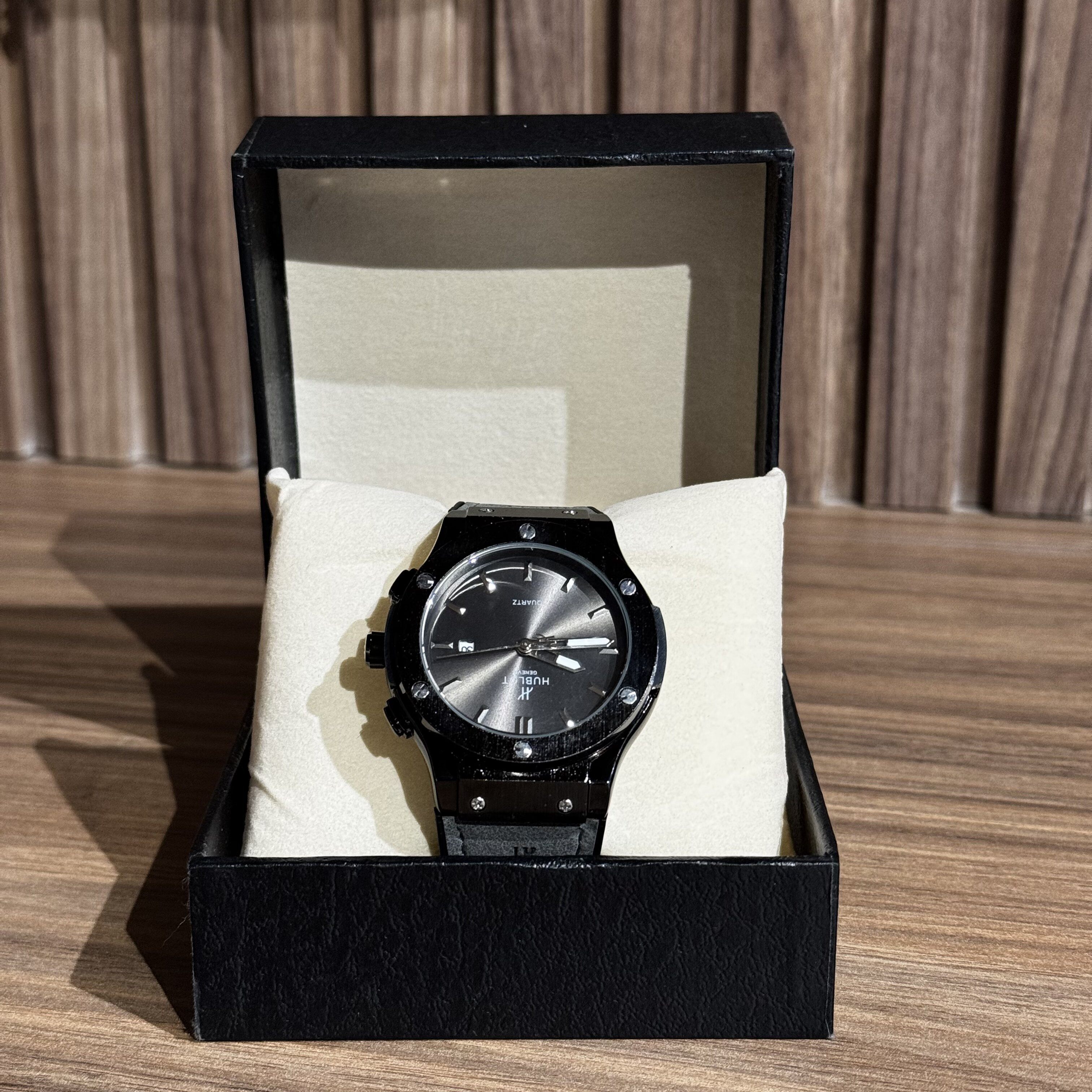 Hublot boite  simple