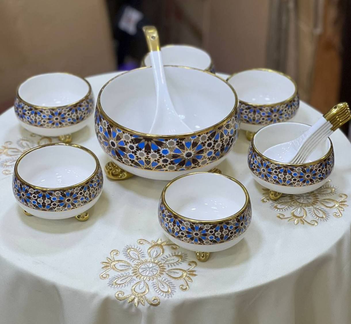 مجموعة اطباق بستايل عصري ملكي