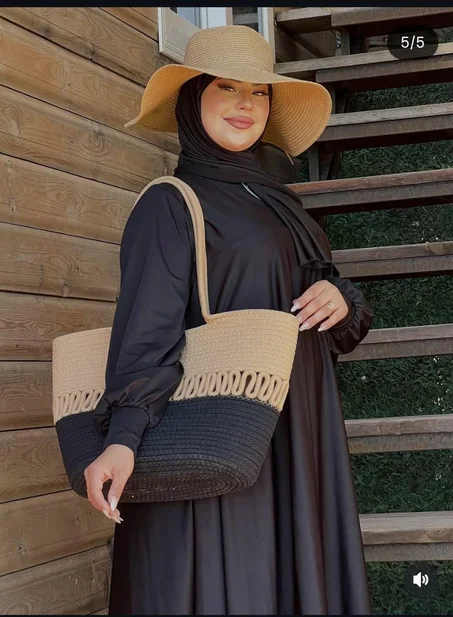 استمتعي بالصيف بكل حرية وأناقة مع البوركيني الملكي الأكثر طلباً! ✨