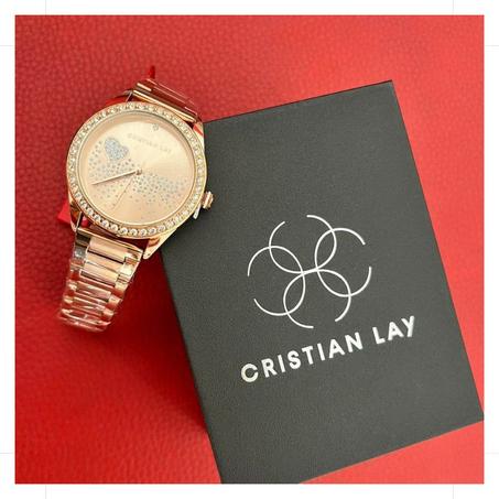 ساعة نسائية من كريستيان لاي