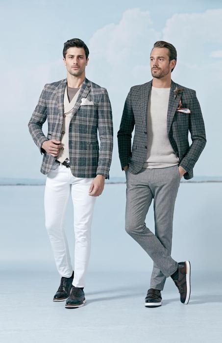 Pour Hommes/للرجال