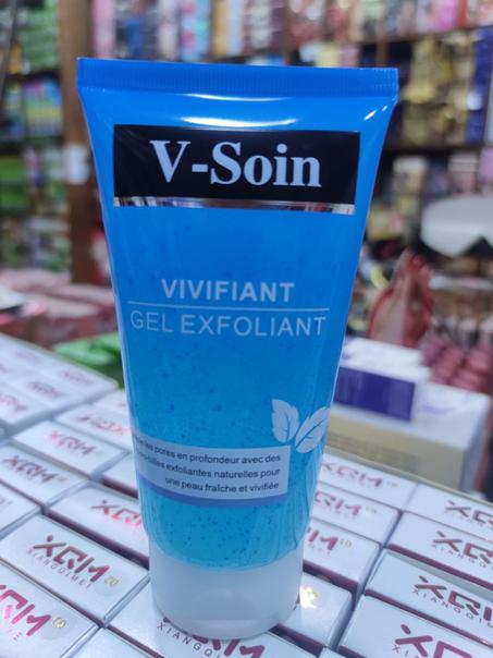 جل مقشر مفعم بالحباة