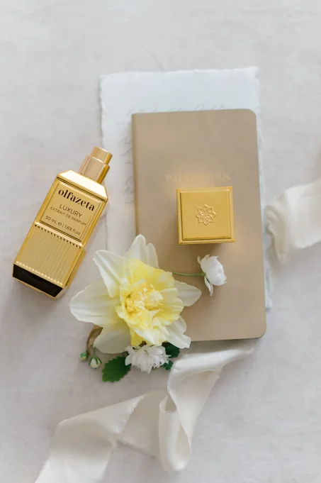 Parfum mixte luxury essence 30 % 106