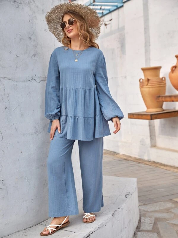 طقم بنطلون  مع لباس علوي