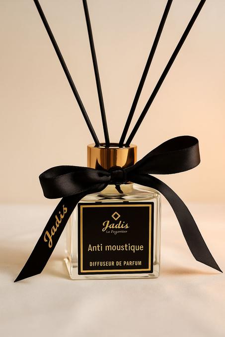 معطر طبيعي ضد البعوض – حماية أنيقة وفعّالة