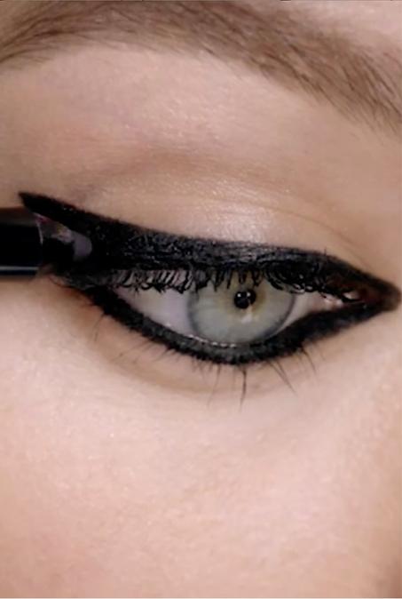 TATTOO LINER CRAYON GEL