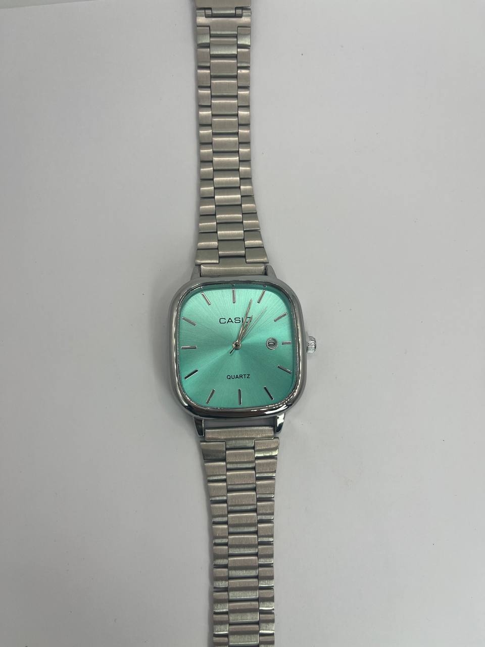 CASIO QUARTZ silver tableau bleu ciel