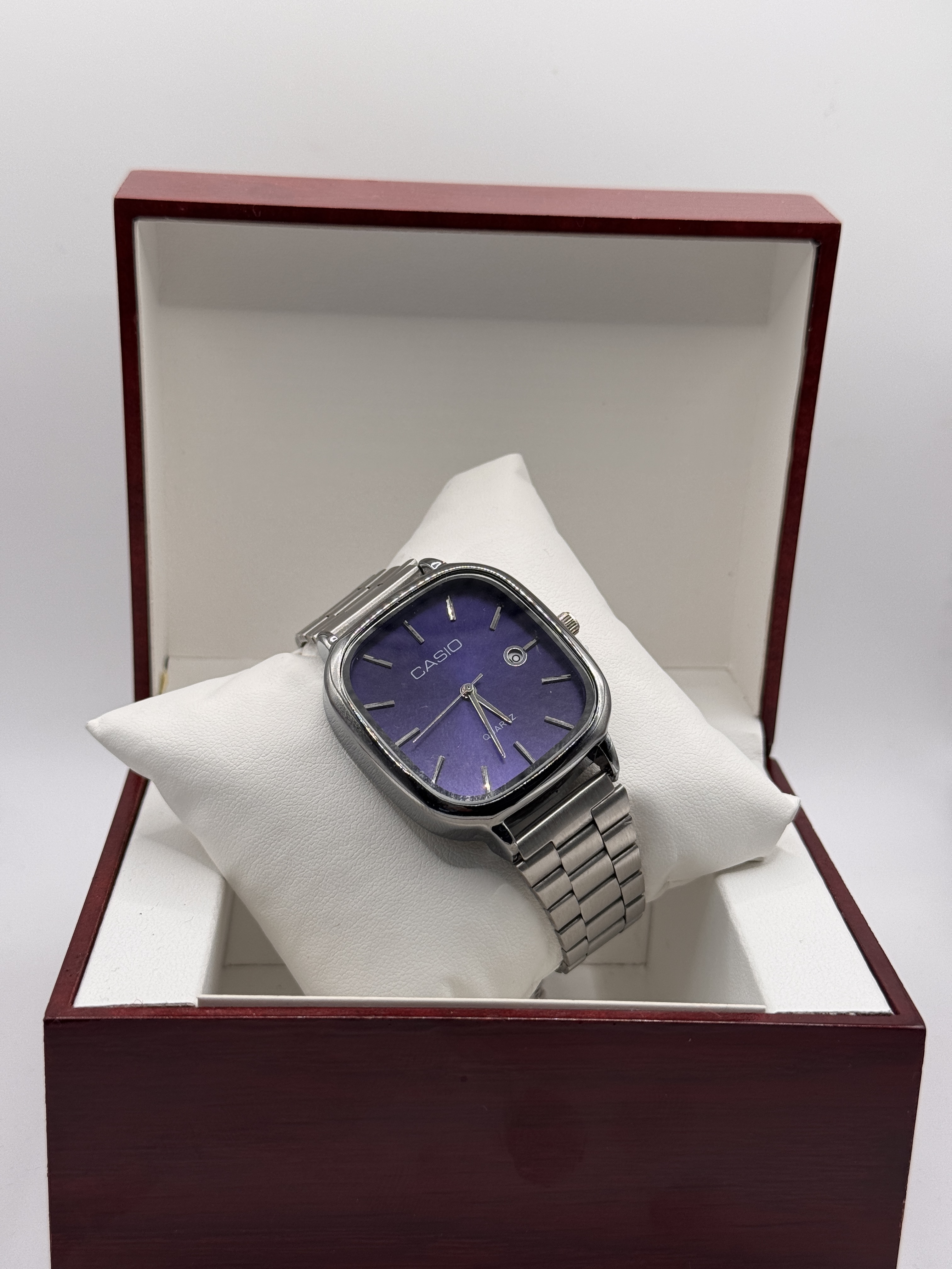 CASIO QUARTZ silver tableau bleu