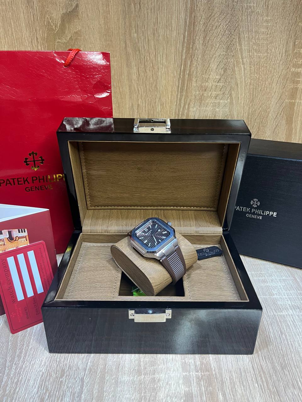 Patek Philippe Silicone  MARRON