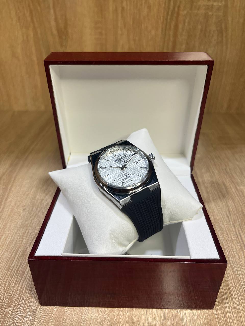 Tissot Édition Silicone NOIR tableau BLANC