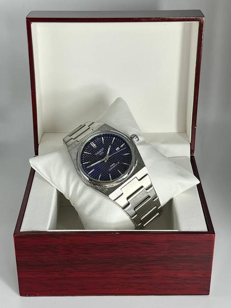 TISSOT Silver tableau  Bleu