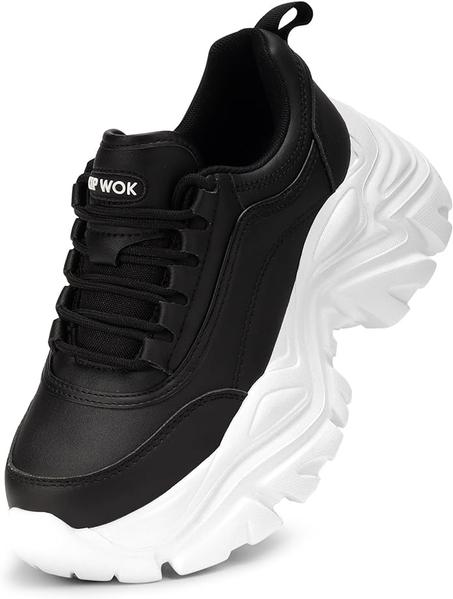 حذاء رياضي كاجوال للمشي برباط إغلاق ونعل سميك للنساء من لاكي ستيب