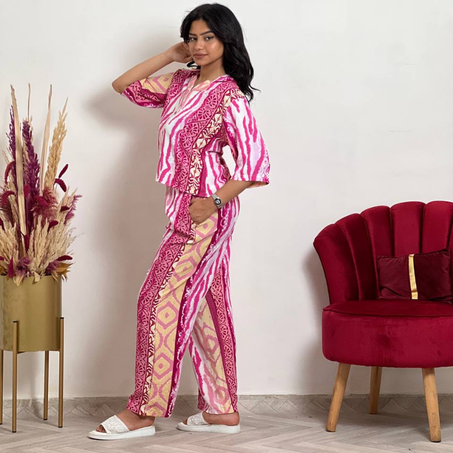 طقم كامل من الكتان الصيفي للنساء  الملون (بلوزة قصيرة  وبنطلون بأرجل واسعة)