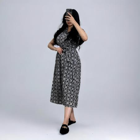 Robe brodre collorée