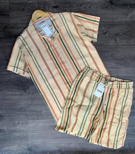 طقم مريح وأنيق لفصل الصيف