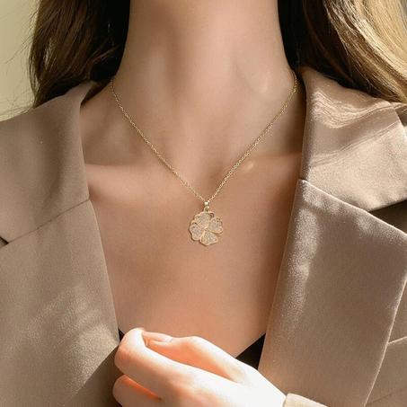 Collier quatre coeurs