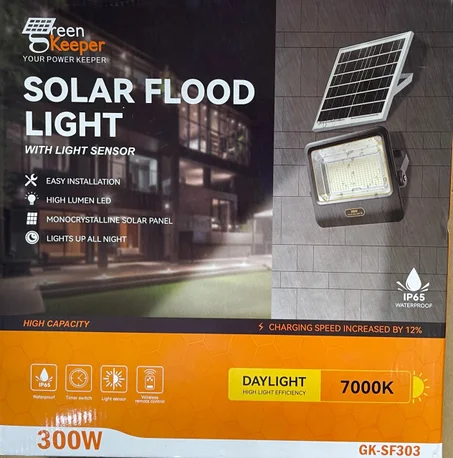 projecteur solaire 300W, éclairage extérieur et intérieure solaire MOO1