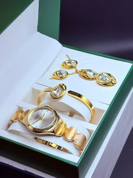 chic ensembl:e de bijoux pour femme (8)