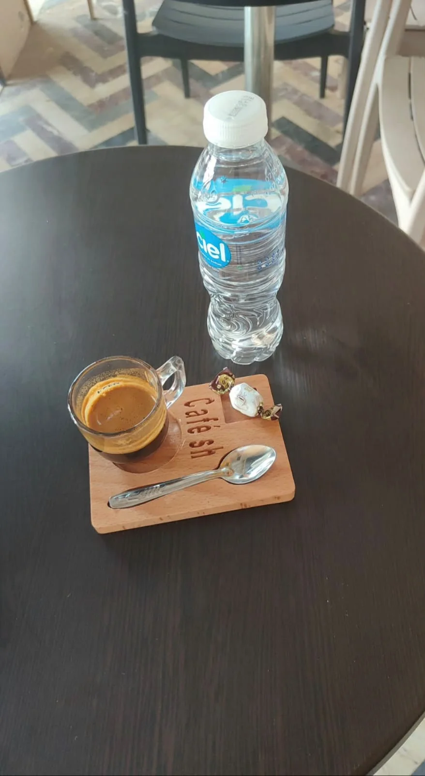 SOUS TASSE EN BOIS ( اقل عدد 10 )