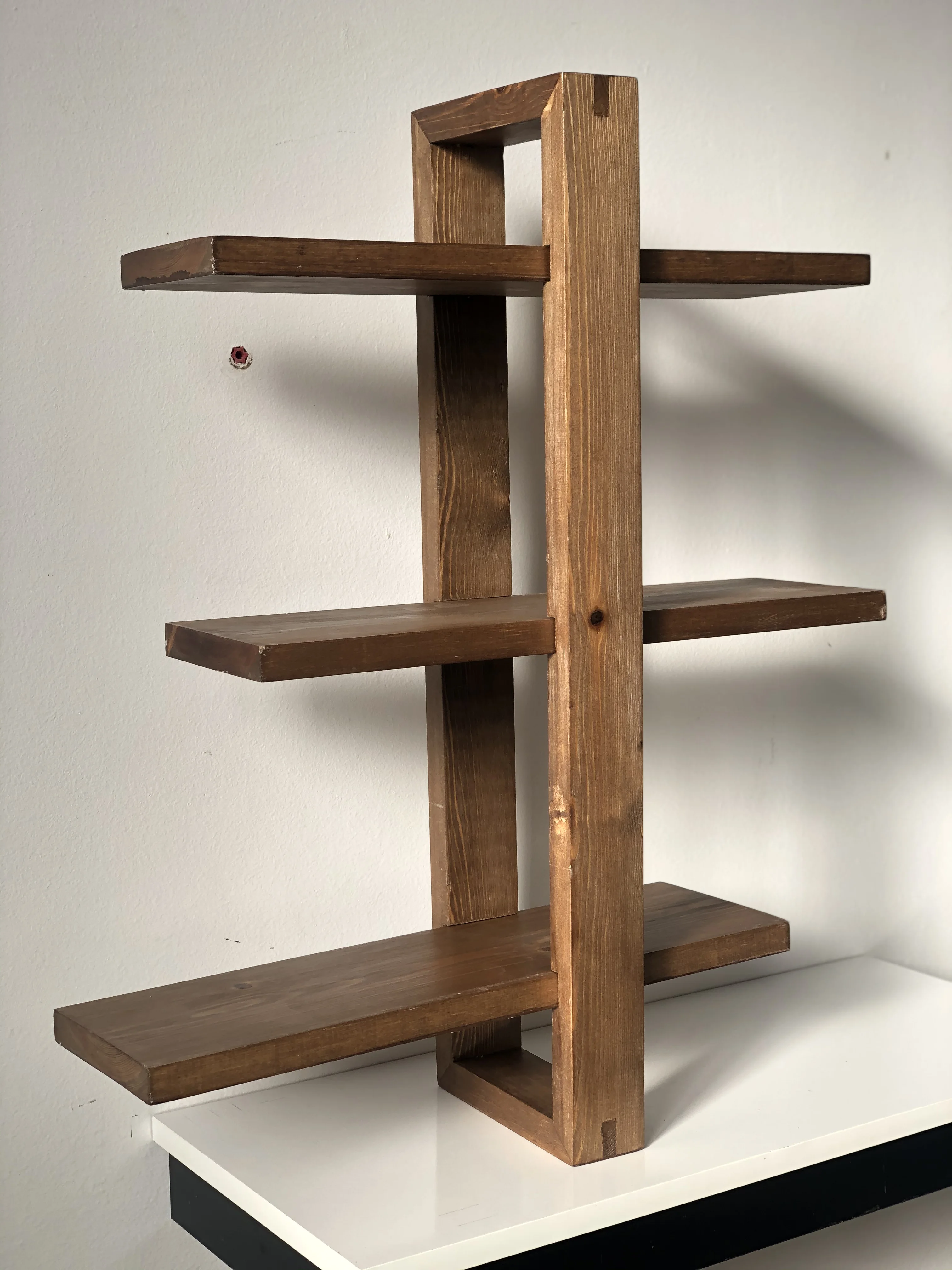 étagère en bois réglable