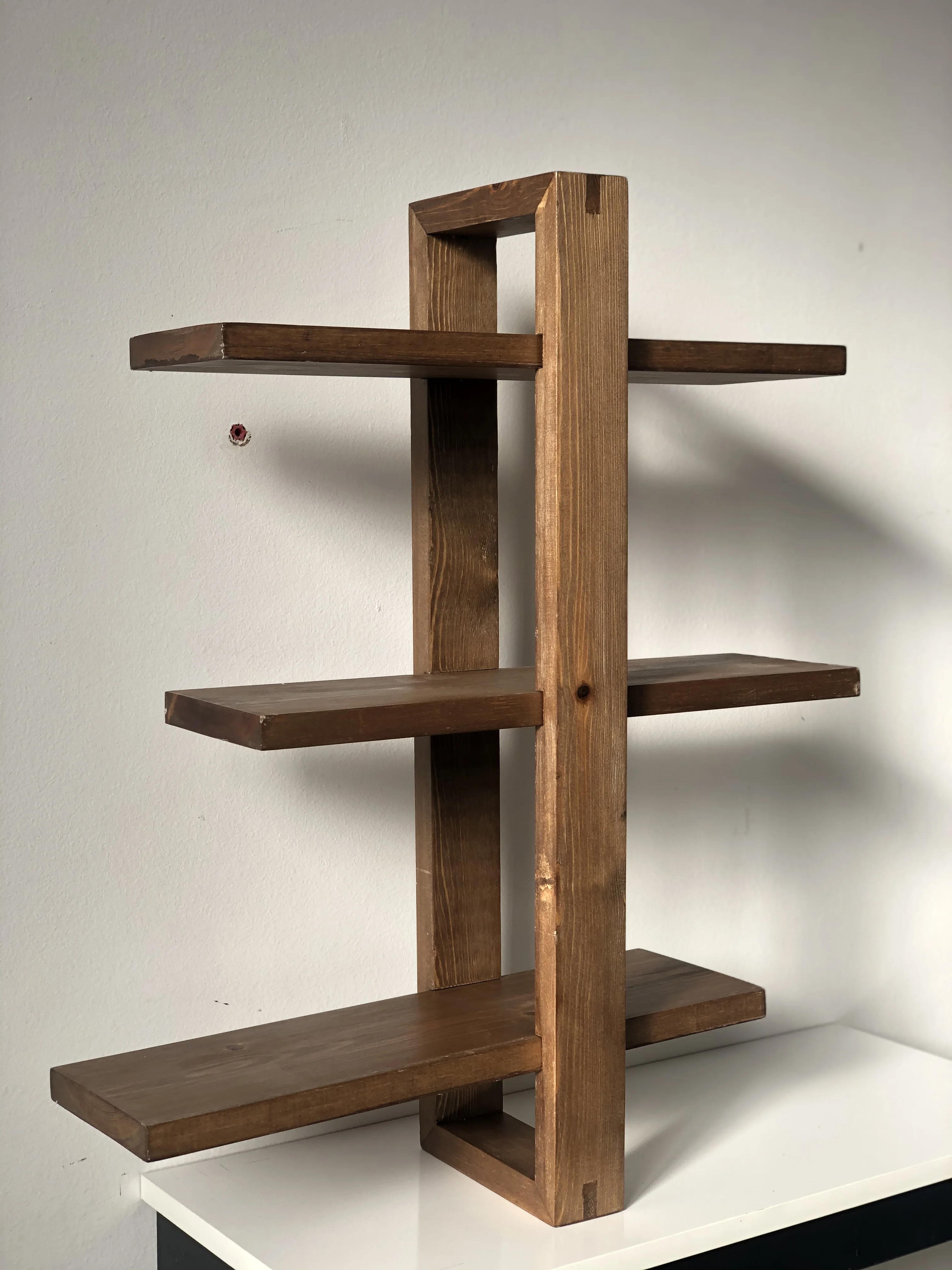 étagère en bois réglable