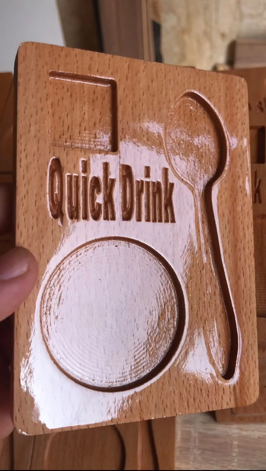 SOUS TASSE EN BOIS ( اقل عدد 10 )
