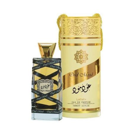 هل تبحث عن العطر الذي يعكس شخصيتك القوية والمميزة؟ عطر عود مود هو الخيار الأمثل لك. اجعل كل لحظة تمرّ تنبض بالفخامة والأصالة مع عبير مستوحى من أرقى أنواع العود.