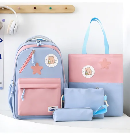 🎒✨ حقيبة ظهر كاوايي 4 قطع | سعة كبيرة ومقاومة للماء 💧 | متعددة الجيوب وسهلة التنظيم 👜 | مريحة للدراسة والسفر 🎀