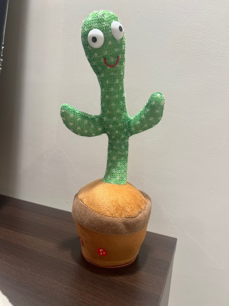 لعبة كاكتوس كهربائية راقصة محشوة مع موسيقى للأطفال - 32 × 27 × 11.5 سم