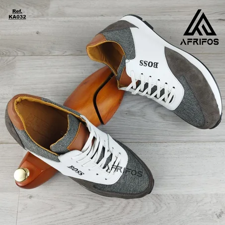 BOSS حذاء جلد للرجال