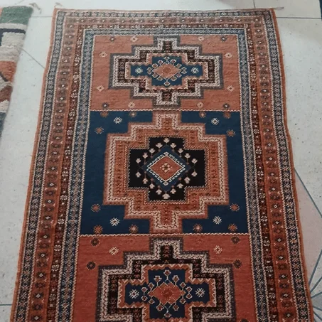 Tapi bérbère tissé noué