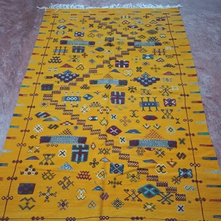 Tapi kilim bérbère tissé broudé