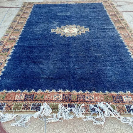 Tapis berbère tissé et noué
