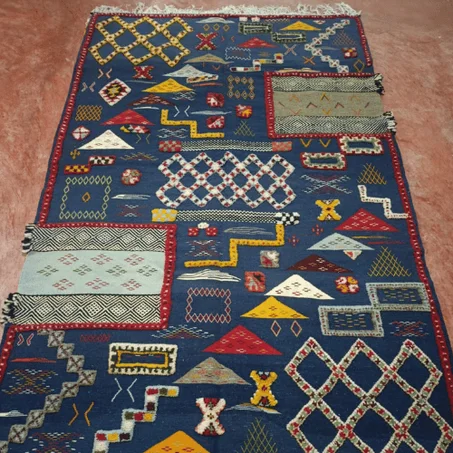Tapi bérbère tissé noué et brodées