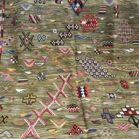 Tapi kilim berbère tissé noué